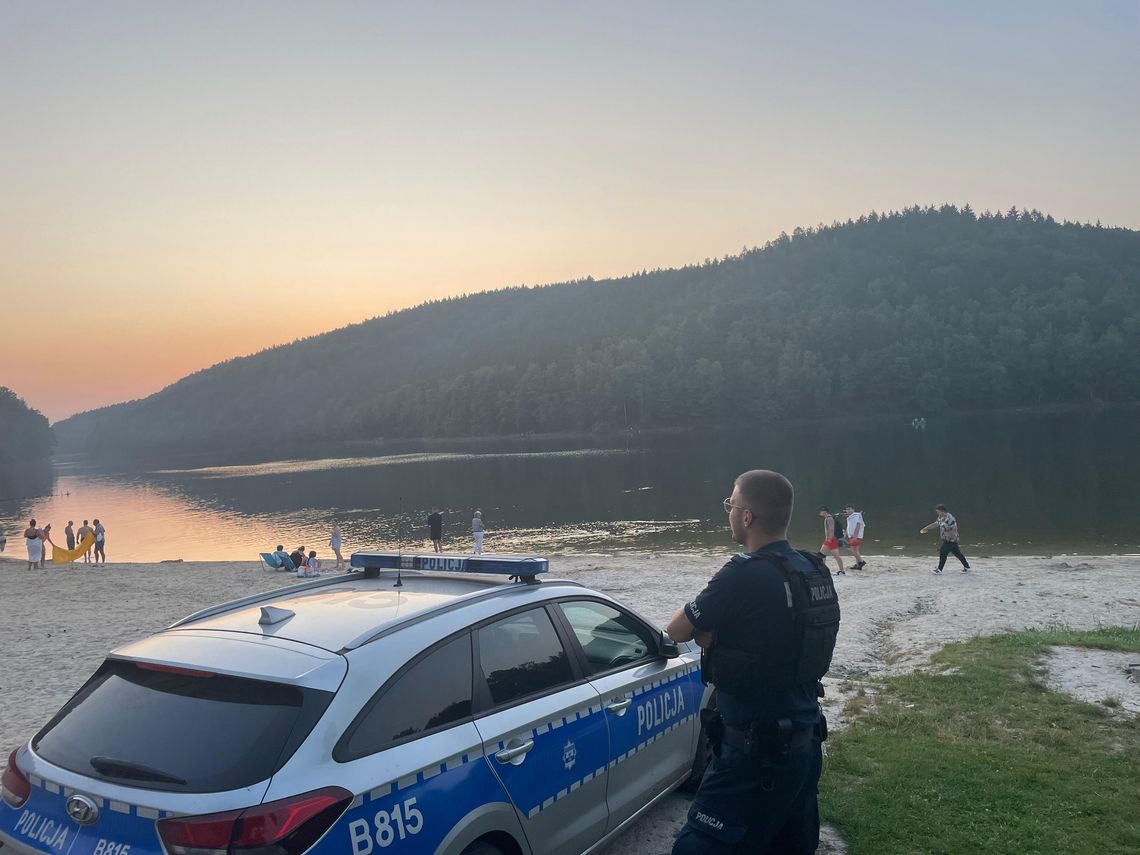 Wspólna służba Policji i Straży Pożarnej nad wodami powiatu lubańskiego