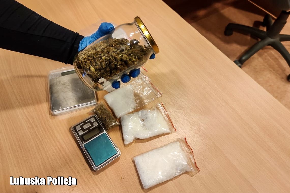 Żagań: Narkotyki u 62-latka Żagań: Narkotyki u 62-latka