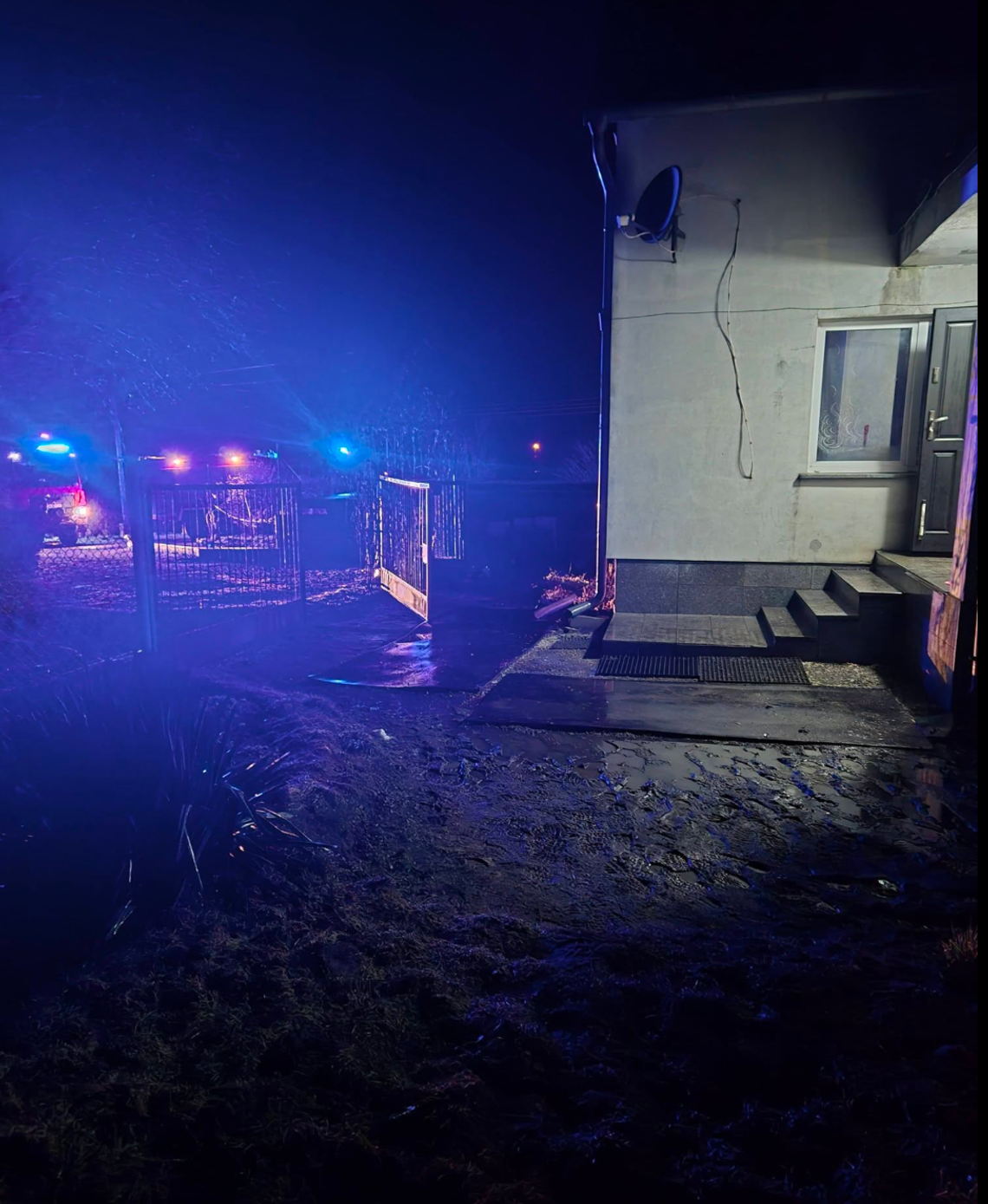 Zawidów: pożar sadzy w kominie