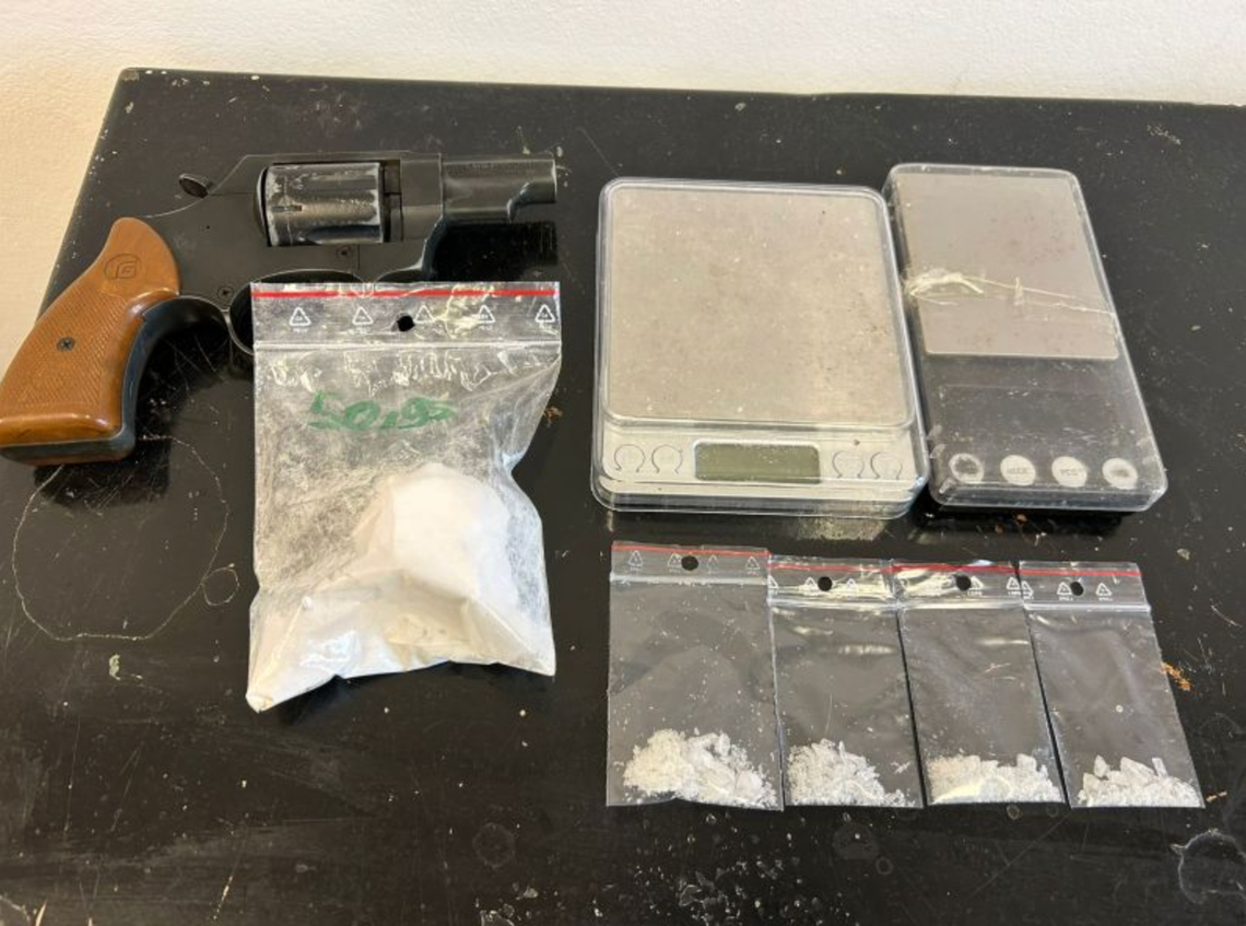 Zgorzelec: 46-latek posiadał kokainę, metamfetaminę, marihuanę i broń