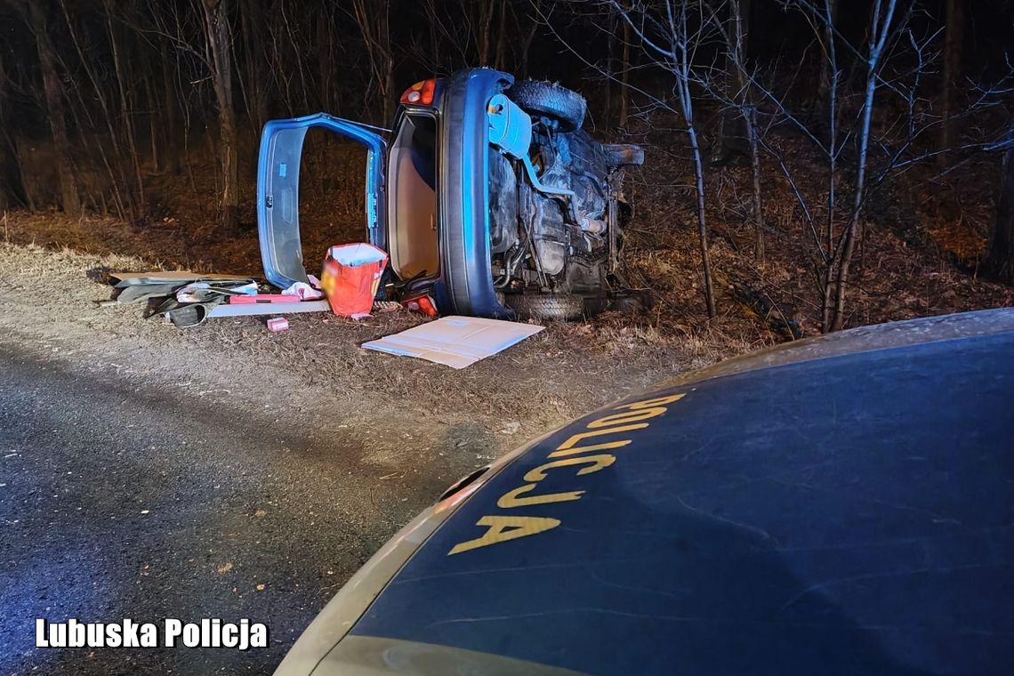Zielona Góra: dachował kierując po narkotykach