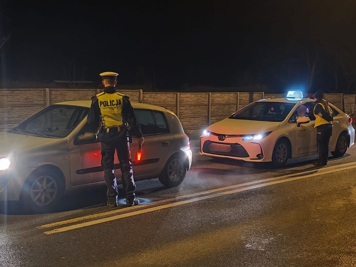 Zielona Góra: dwóch mężczyzn i kobieta prowadzili pod wpływem Zielona Góra: dwóch mężczyzn i kobieta prowadzili pod wpływem